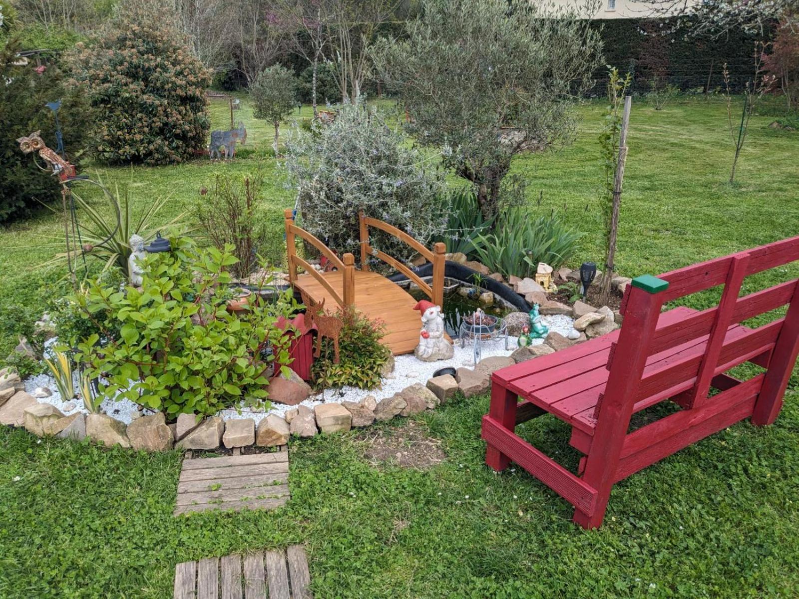 Chambre D'Hote Amitie Et Jardin Carmaux エクステリア 写真