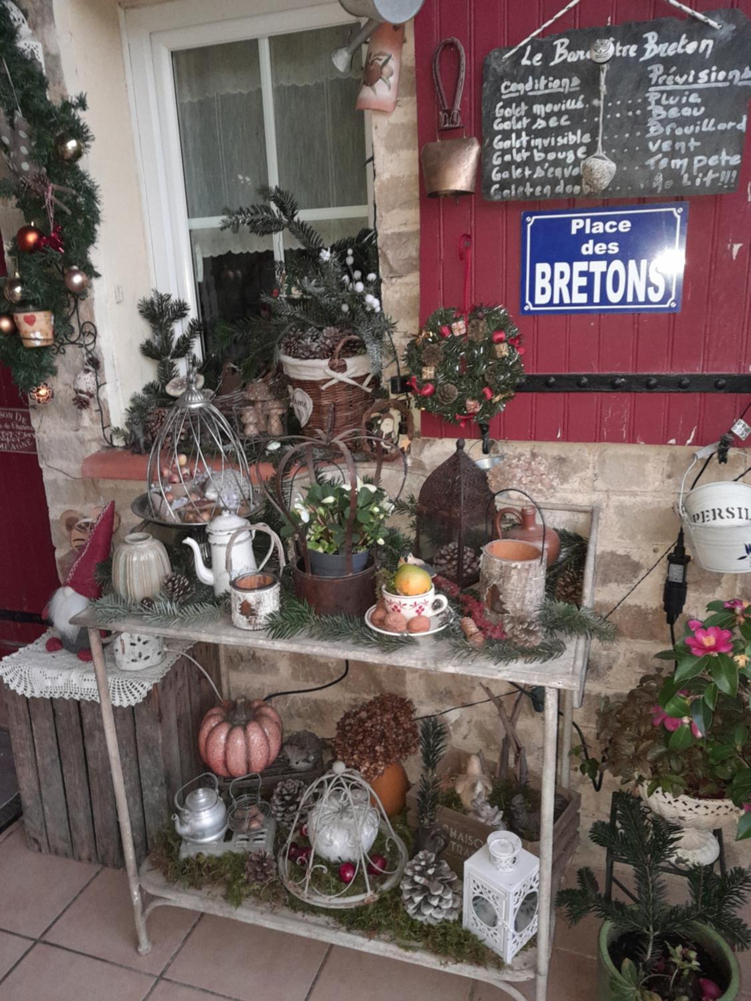Chambre D'Hote Amitie Et Jardin Carmaux エクステリア 写真